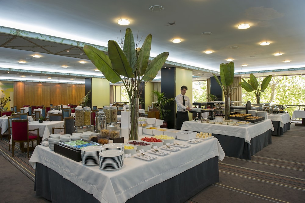 Altis Grand Hotel 57/69