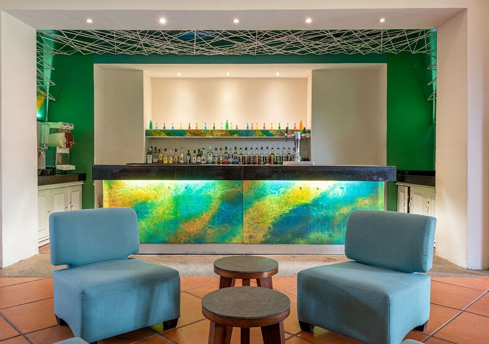 Park Royal Beach Ixtapa All Inclusive 12/69