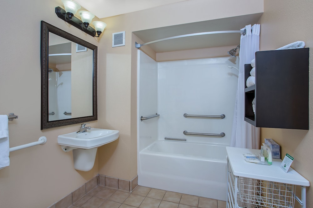 Staybridge Suites Chattanooga Downtown Convention Center 18/53