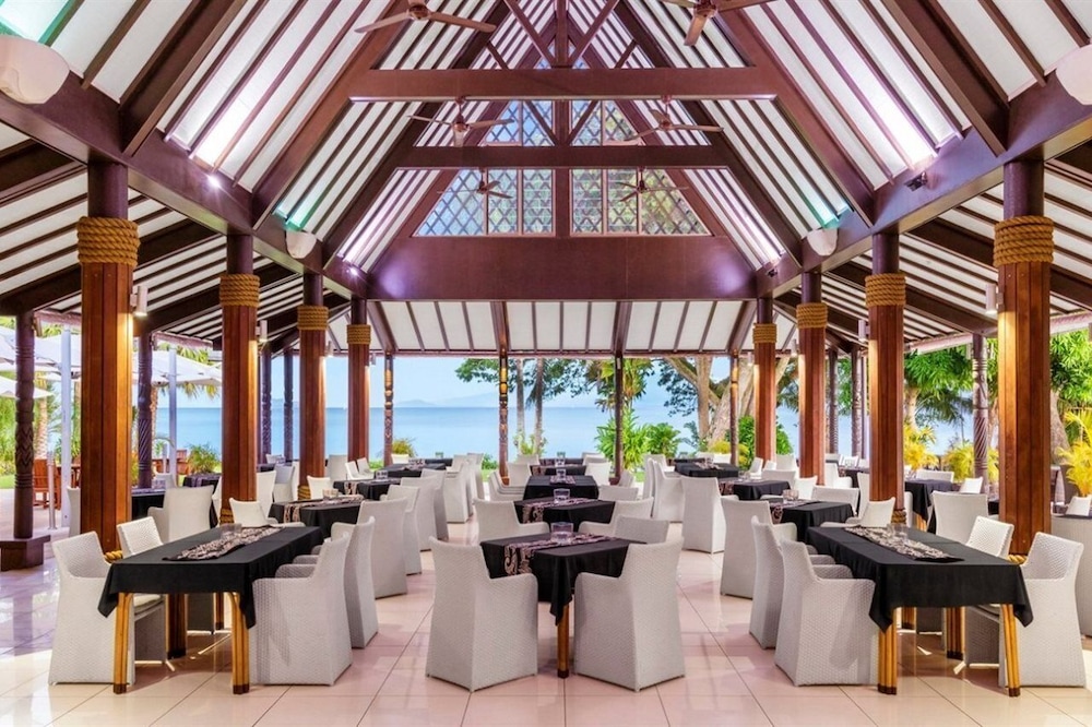 Samoa Beach Resort 45/70