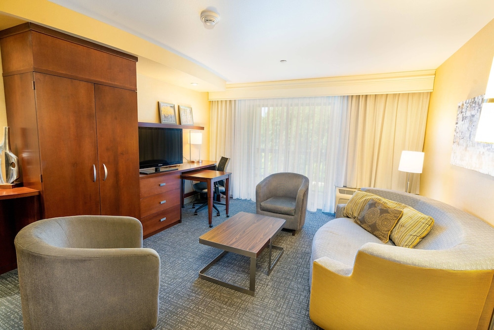 Courtyard by Marriott Kingston 29/50