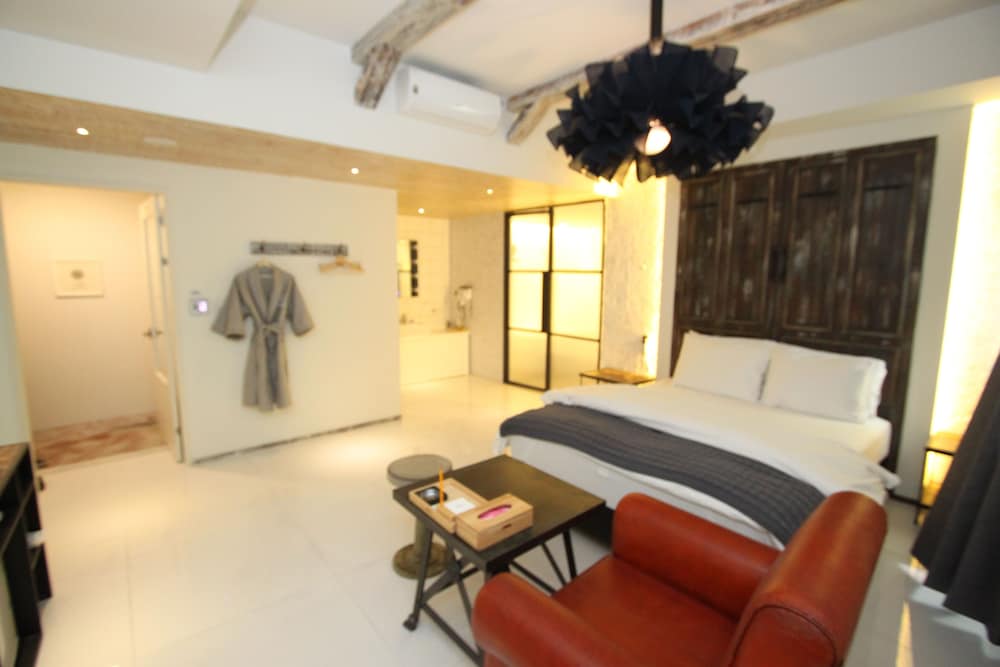 February Hotel Sungseo 44/67