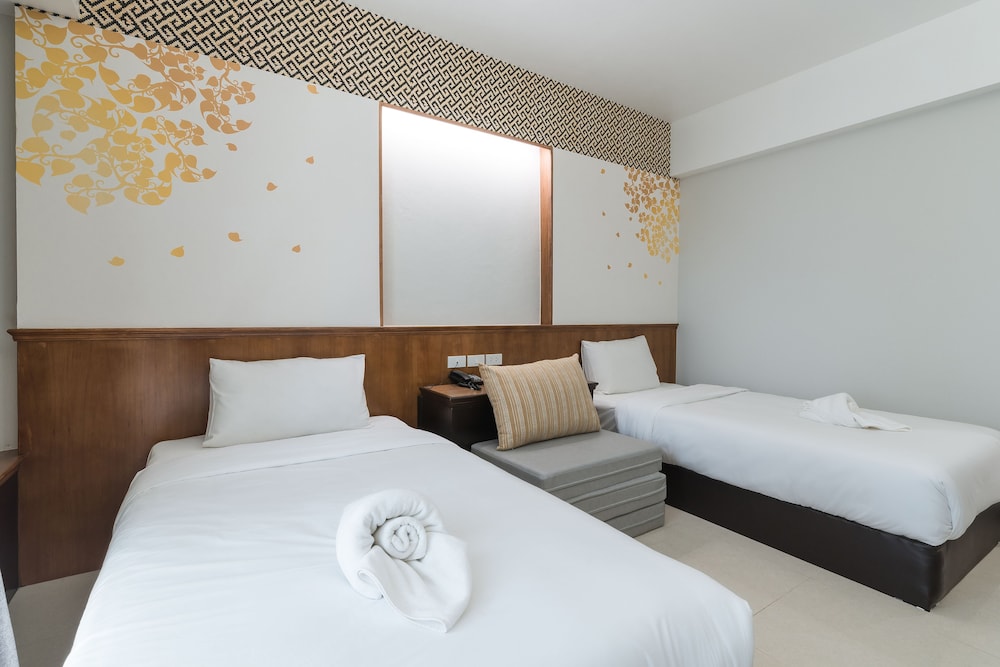 COZYTEL CHIANGMAI 17/66