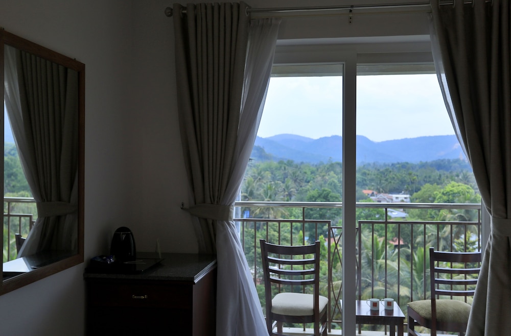 Sterling Thekkady 4/66
