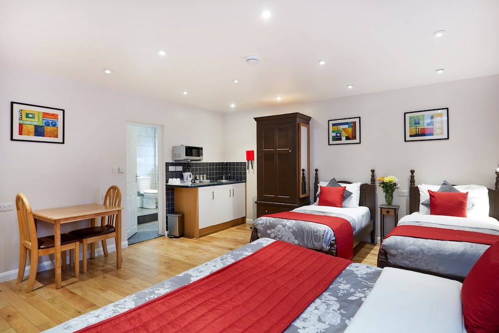 Conifers Guest House 15/31