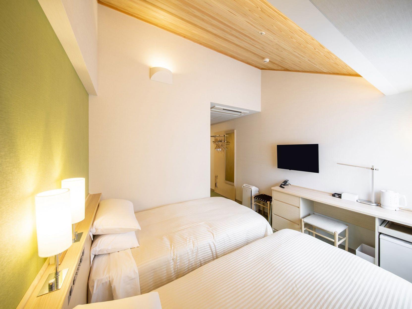 Standard, 2 Double Beds