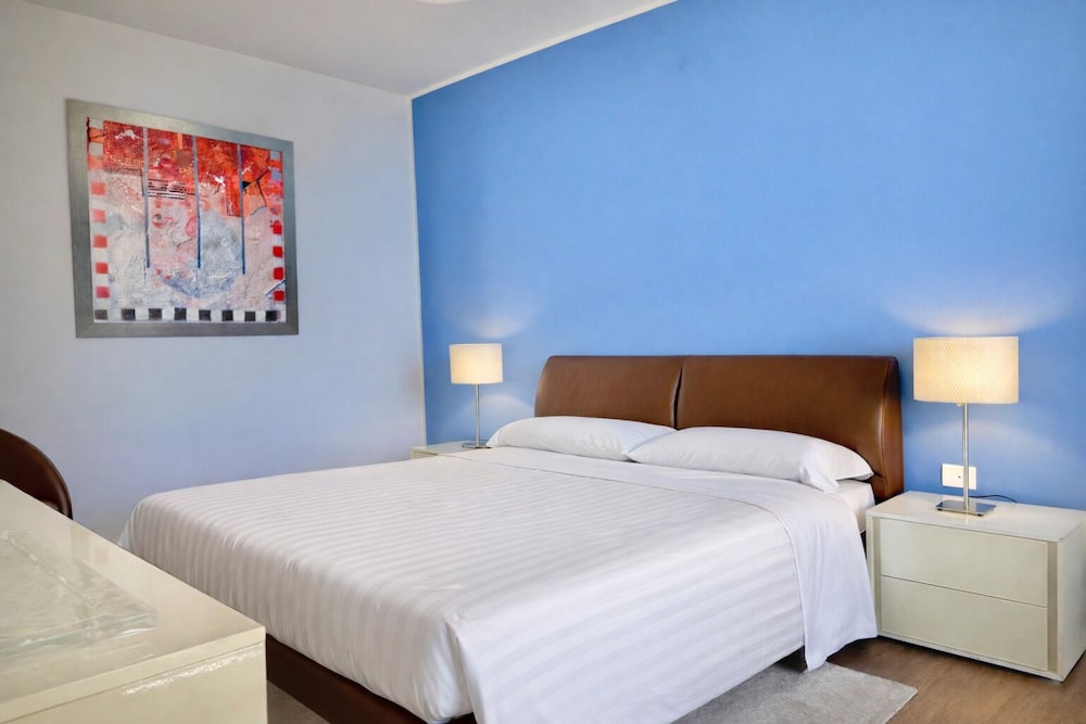 Isola Bella Infinity Suites 18/50