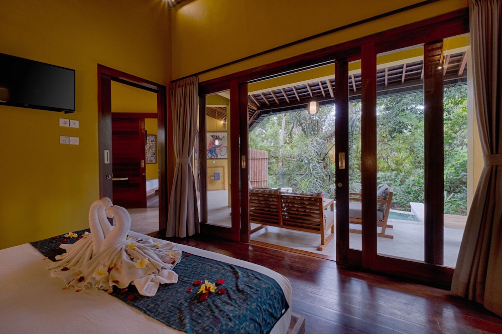 Samkhya Villas 31/71