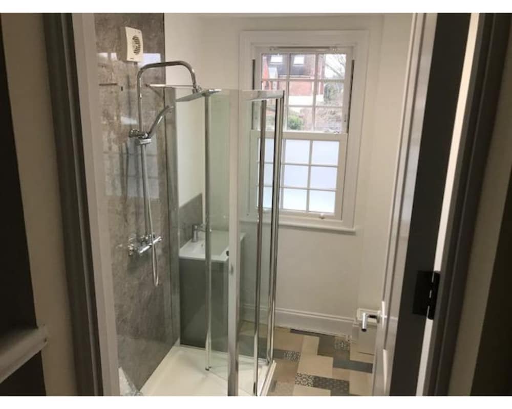 Oyo Iffley Town House (Ex. Iffley Town House) 28/28