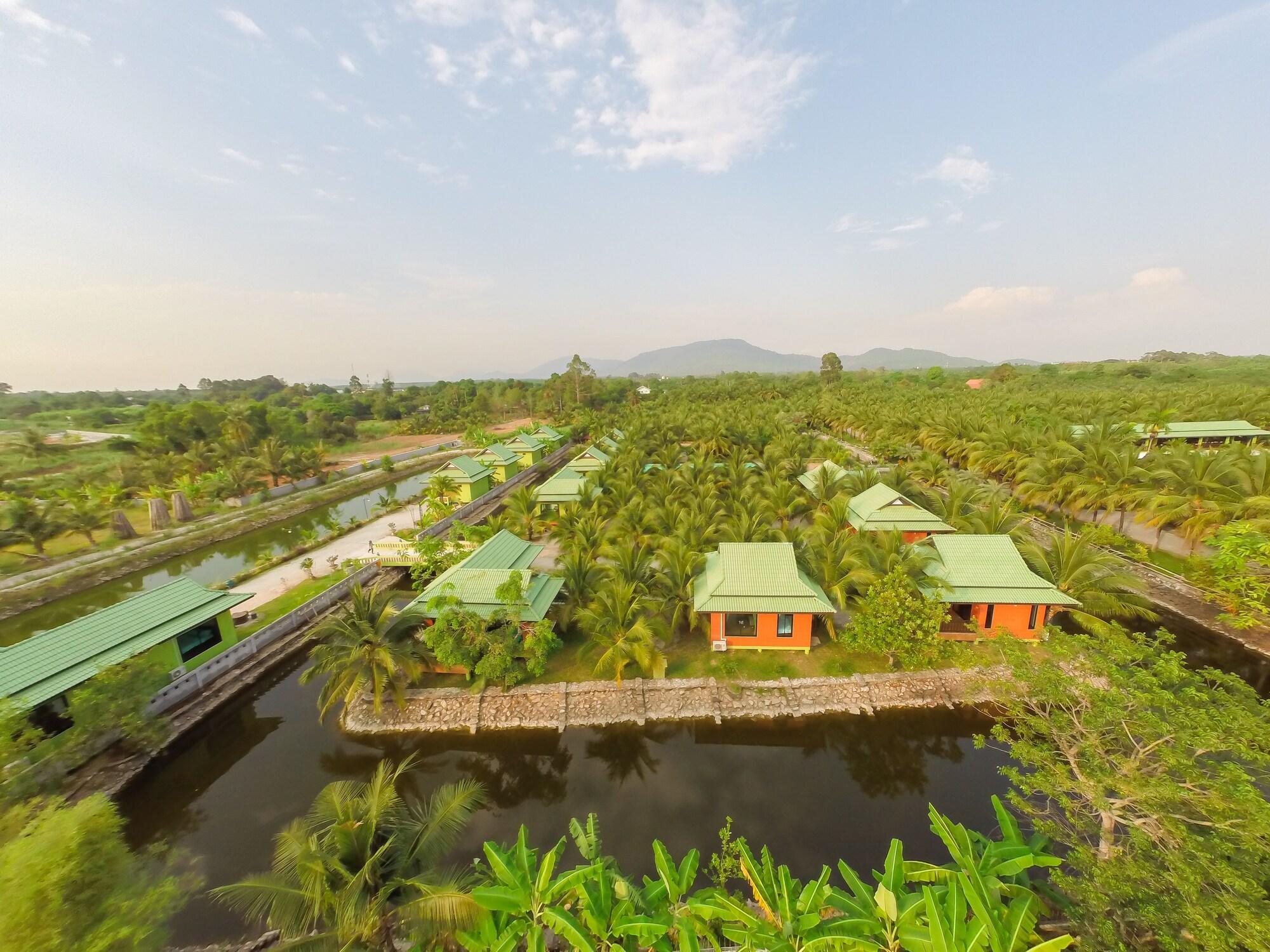 Coconut Resort 65/74