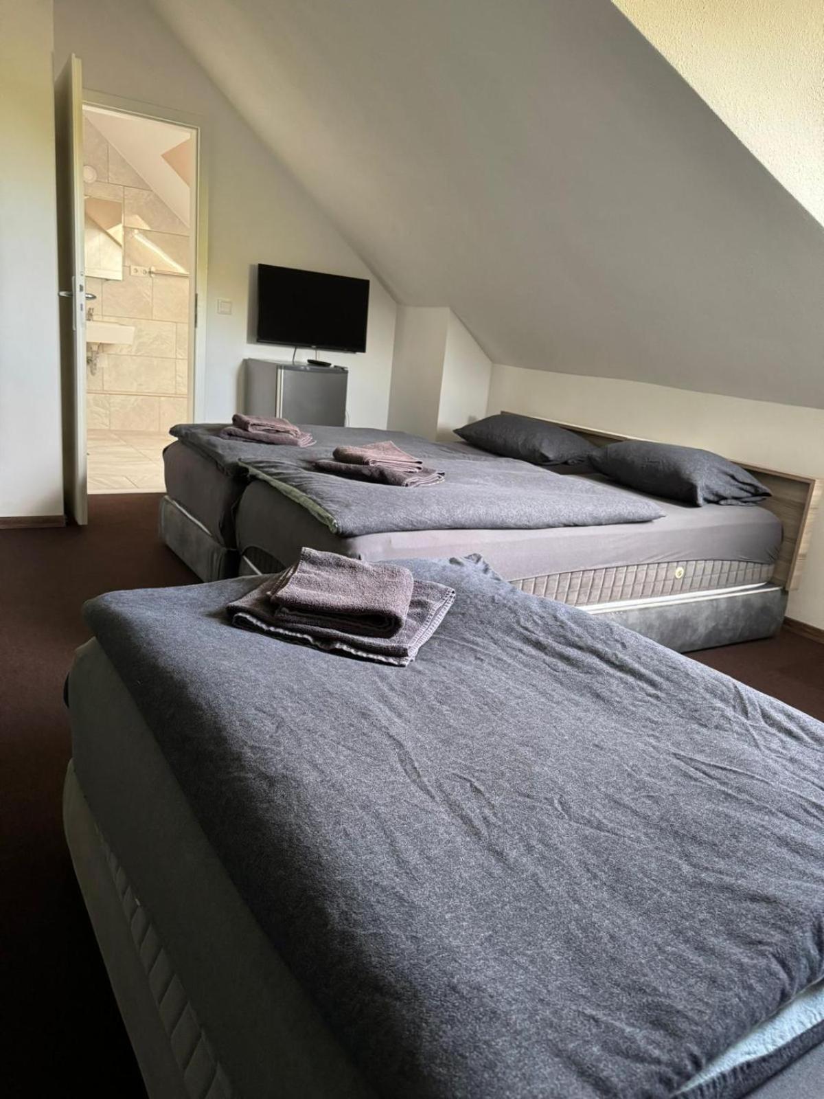 Hotel Linda 15/28