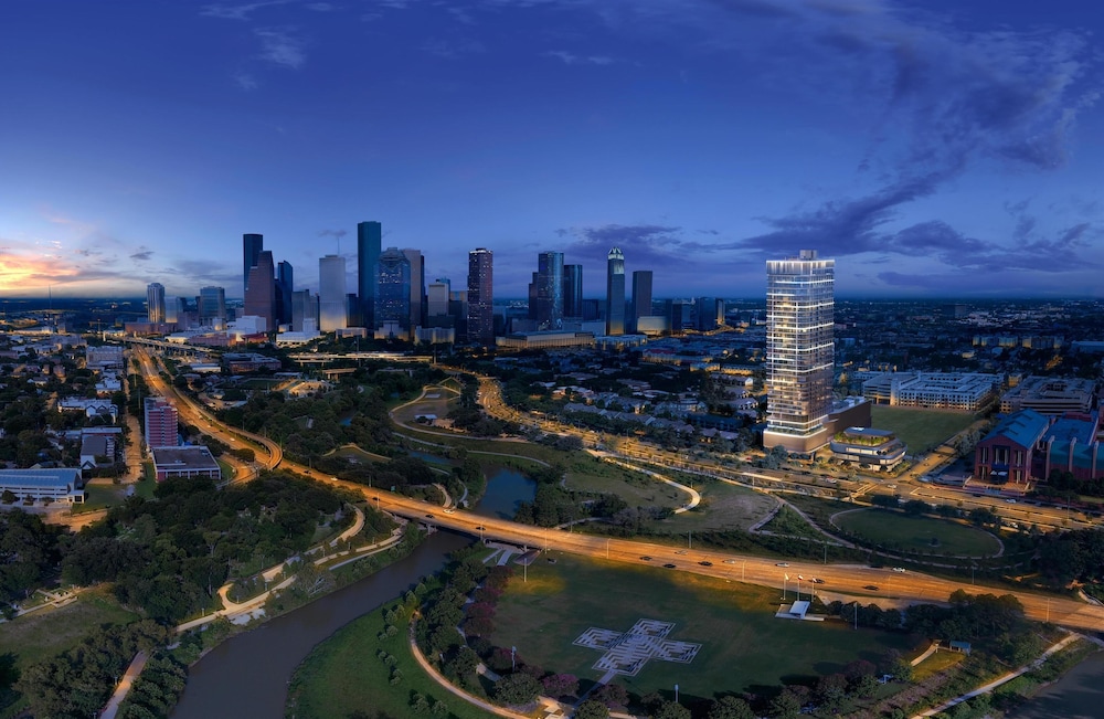 Thompson Houston, by Hyatt 67/72
