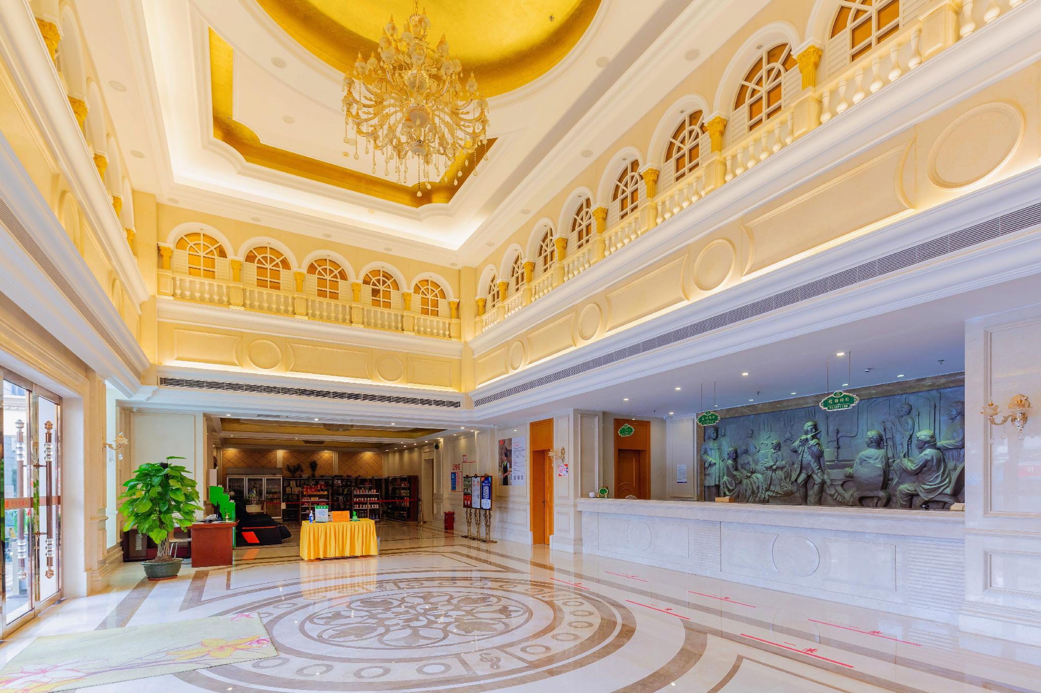 Vienna Hotel (Huizhou Danshui Baiyun Road) 19/52