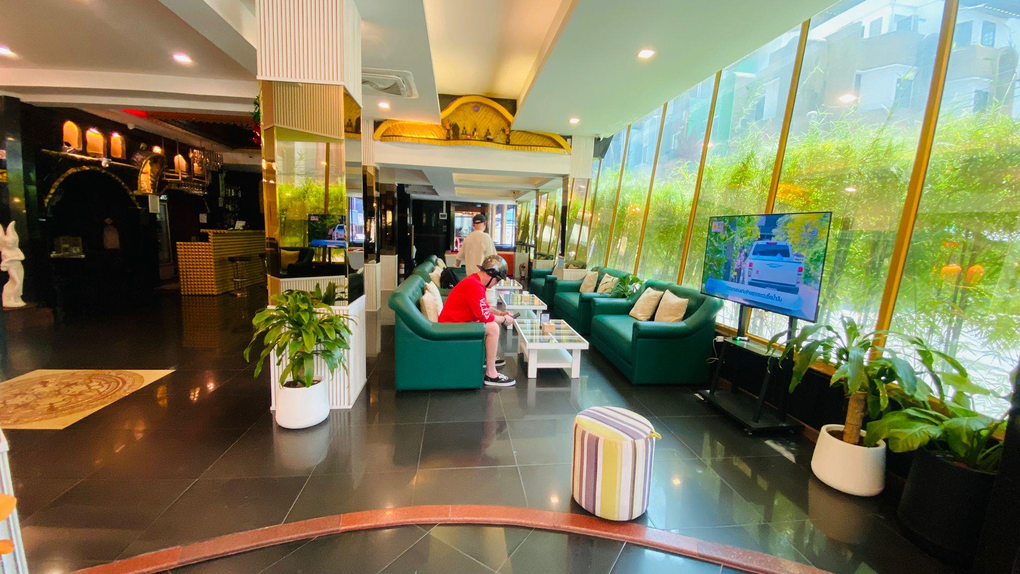 Penthouse Pattaya - Adults Only 7/35