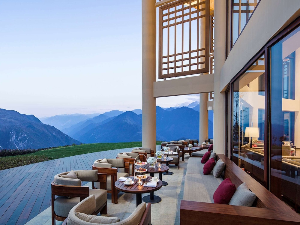Banyan Tree Jiuzhaigou 30/49