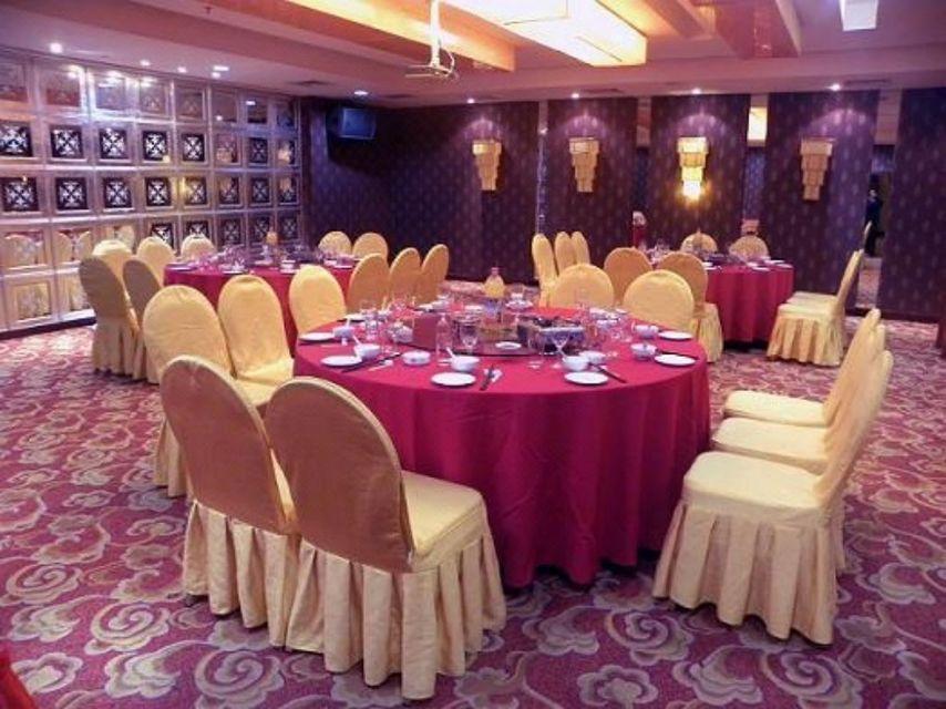 Huafeng Huatian Hotel 19/20