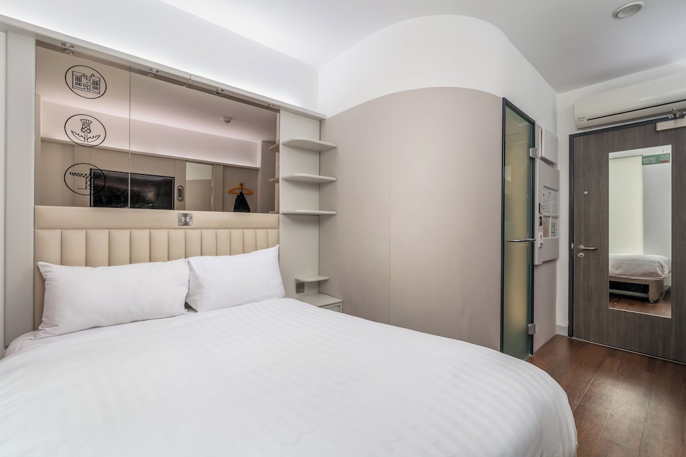 CLASSIC, DOUBLE BED, NO WINDOW