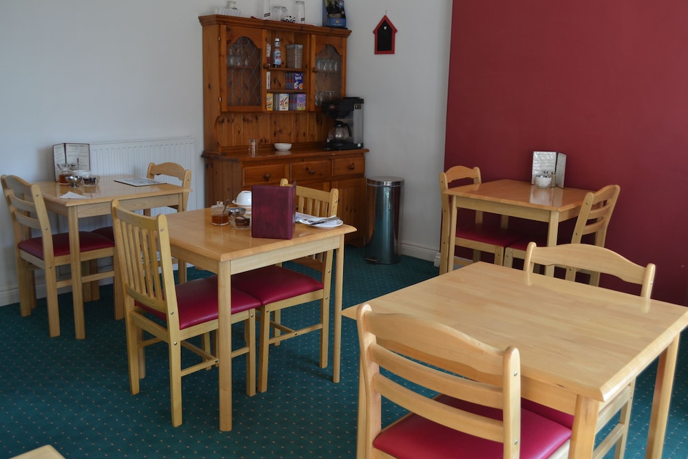 Carrington Guest House 40/50