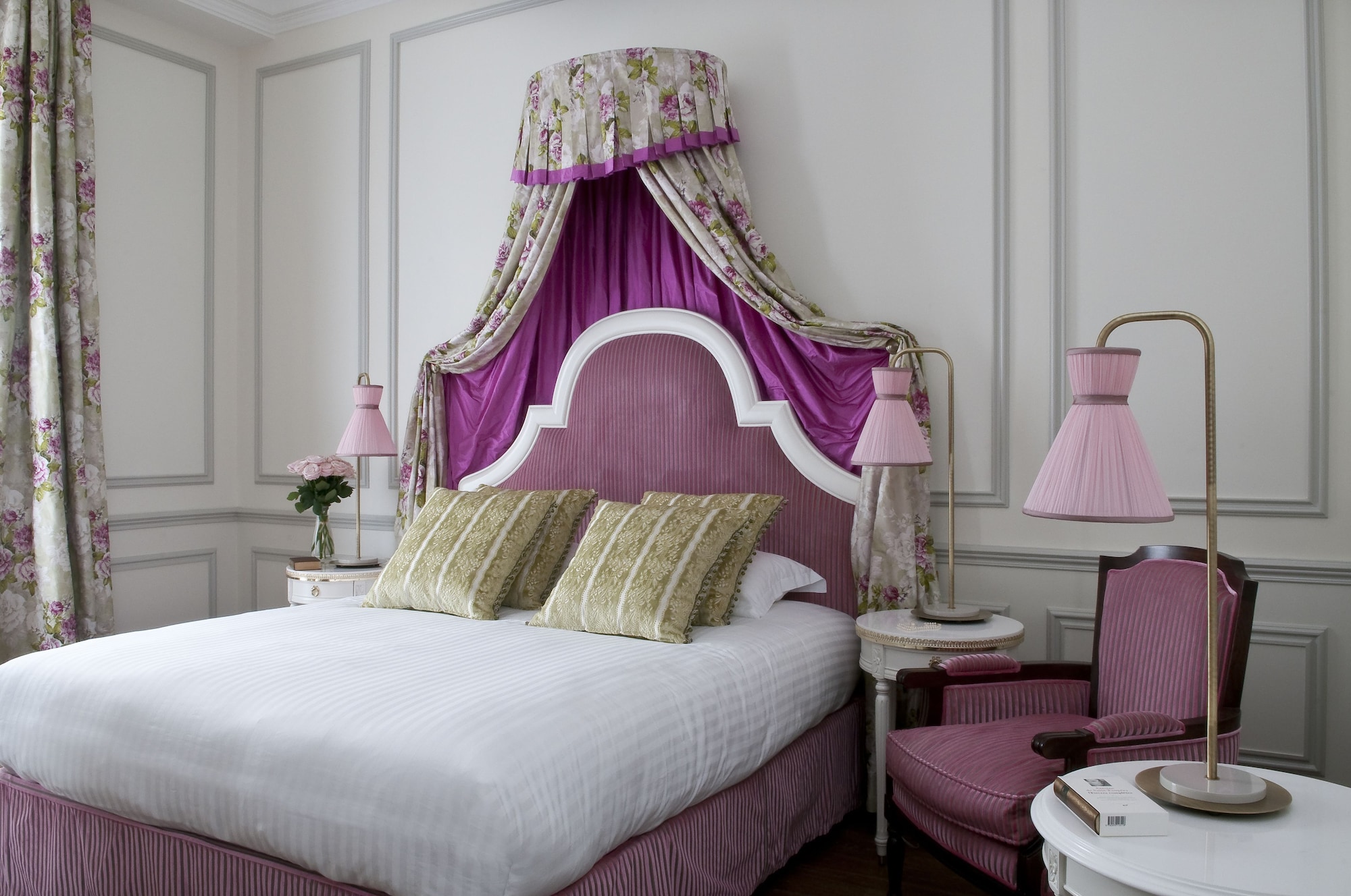 MARIE ANTOINETTE, SUITE