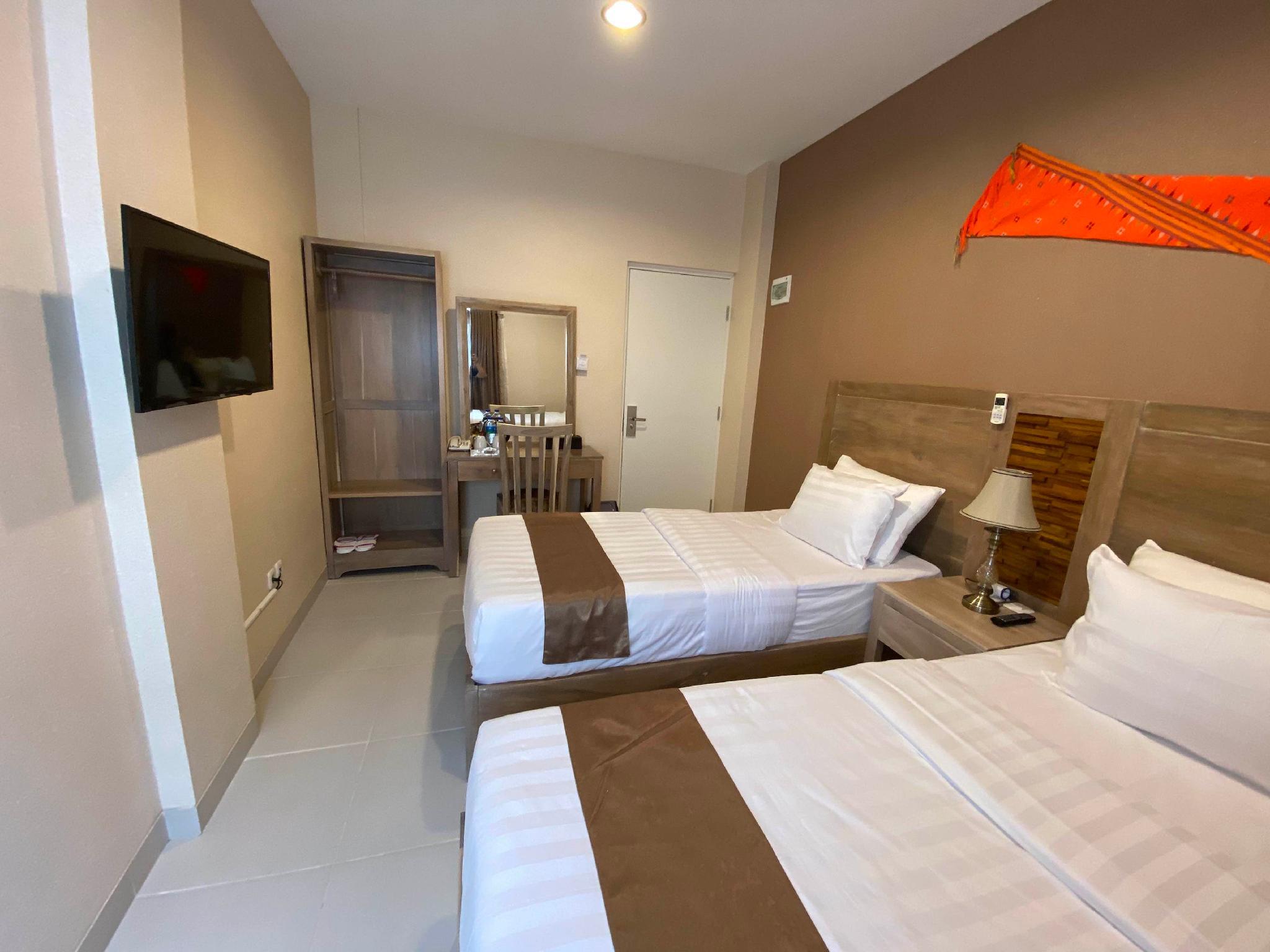 Room, Twin Beds