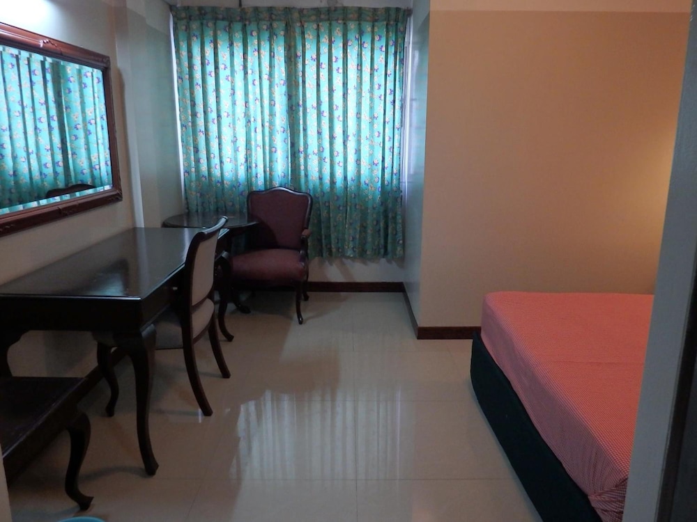 Sakol Hotel Korat 31/41