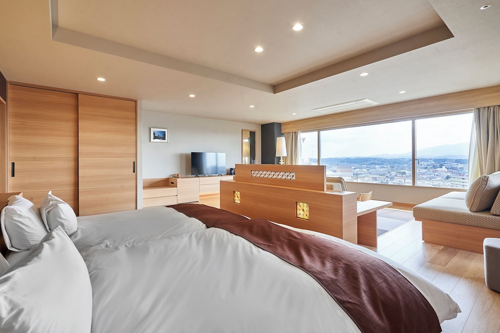 TSUKASA ROYAL HOTEL 21/72