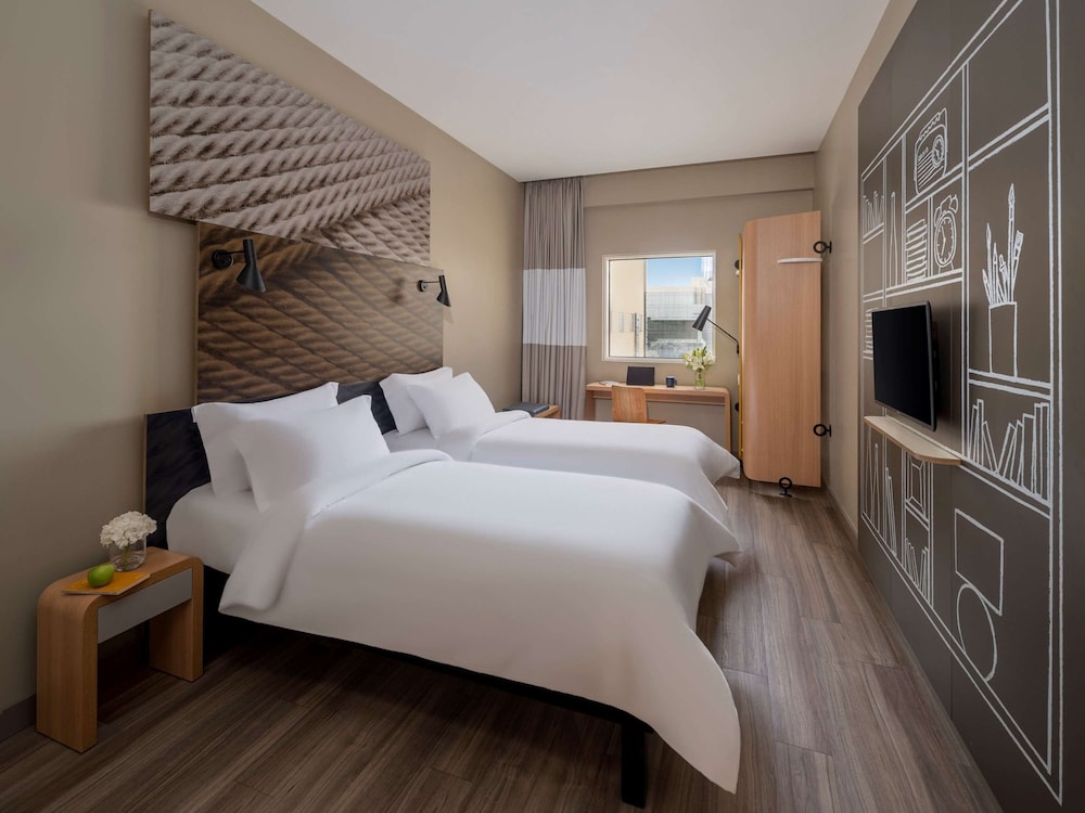 فندق إيبيس جدة طريق الملك(Ibis Jeddah Malik Road) 23/70