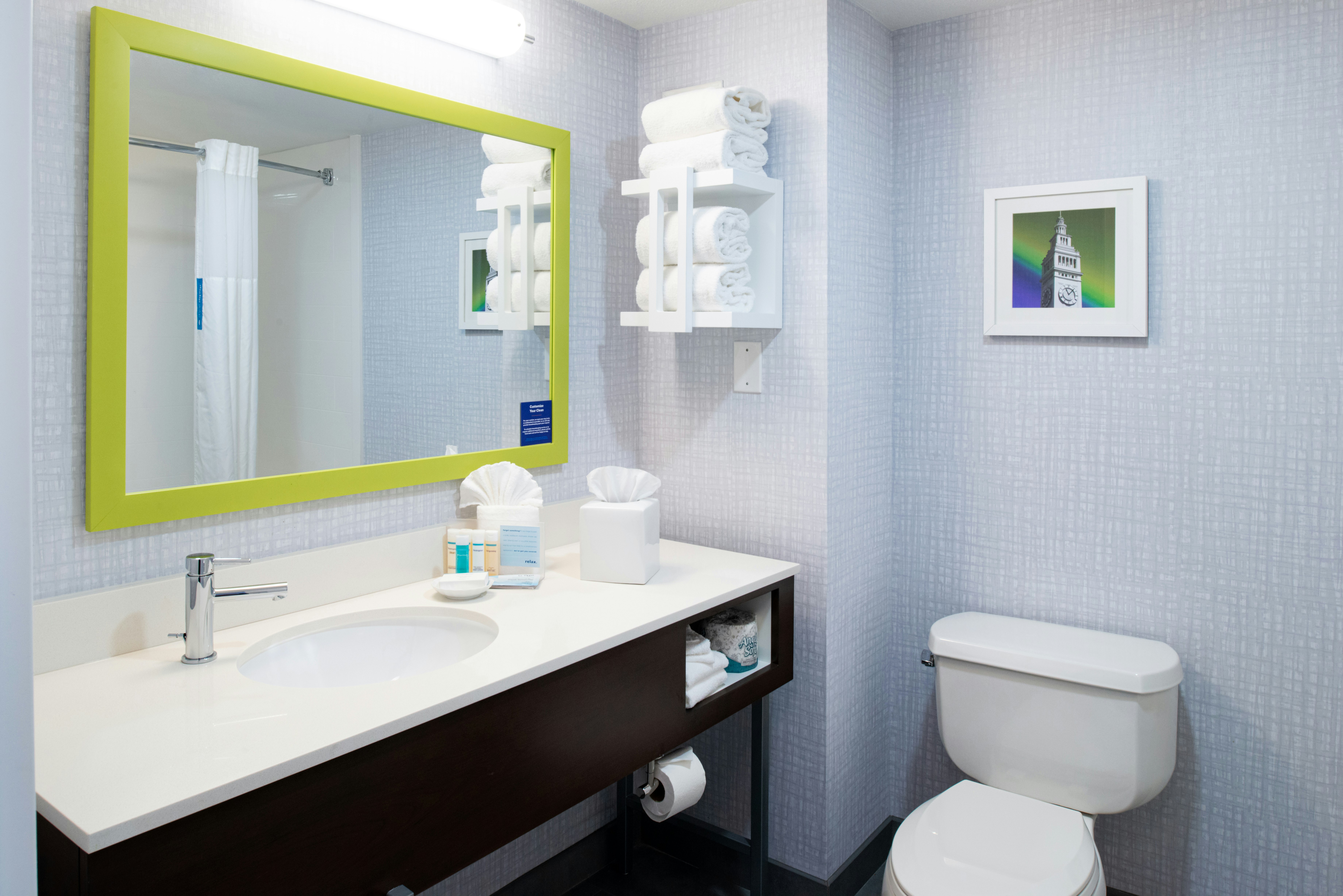 Hampton Inn San Francisco-Daly City 17/18
