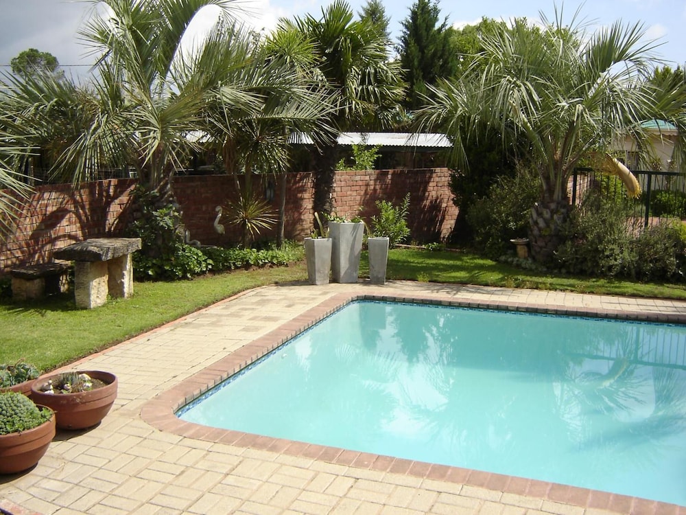 Ladybrand Guest House 39/50