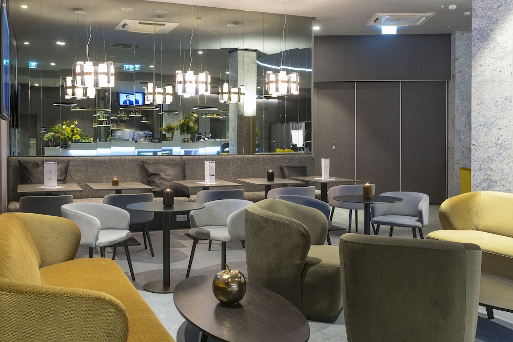 Hampton By Hilton Poznan Old Town 18/32