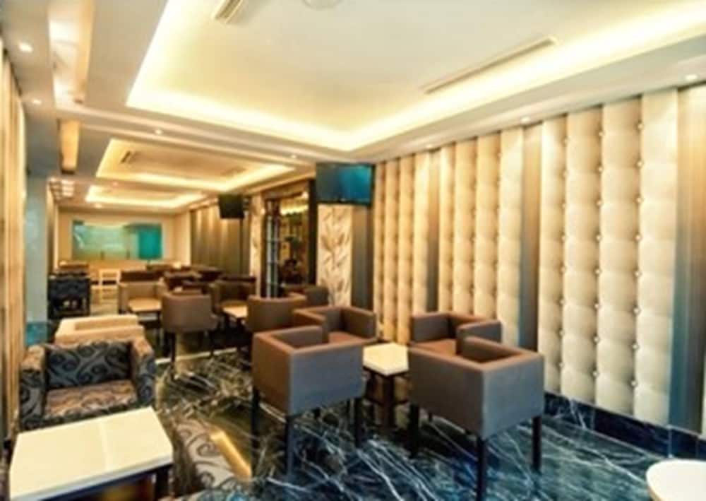 Grand Sakura Hotel 35/41