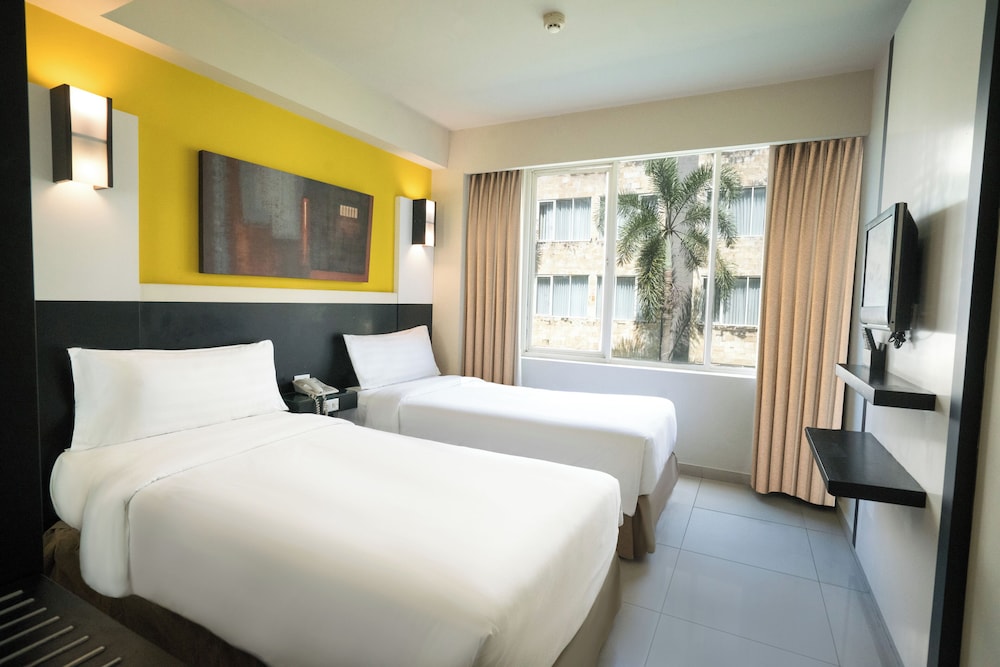 Aston Denpasar Hotel & Convention Center 14/72