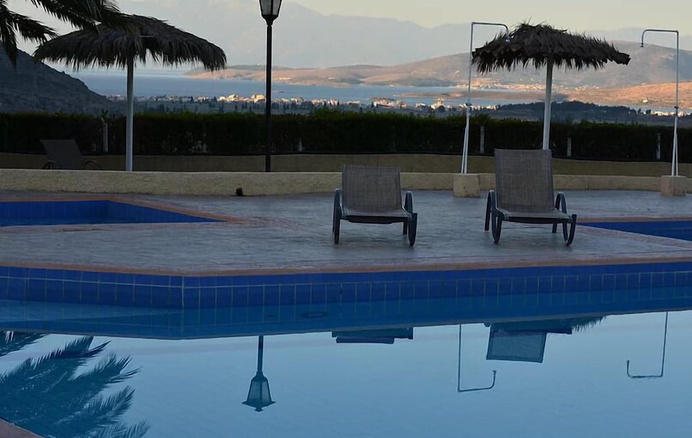 Chrissa Camping Rooms & Bungalows 29/33
