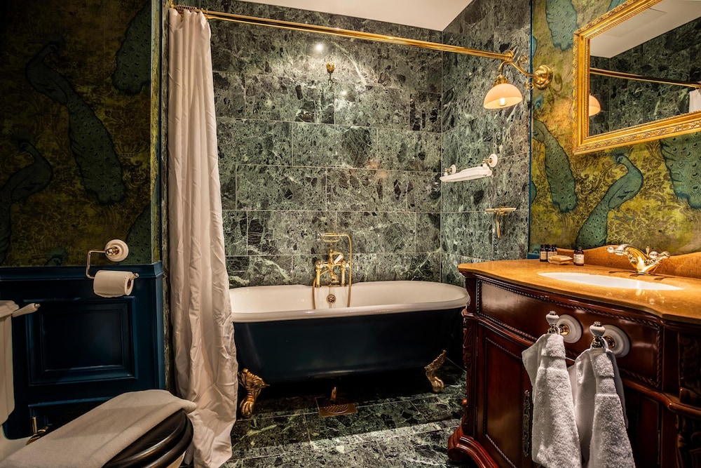 Hotel Pigalle 70/71