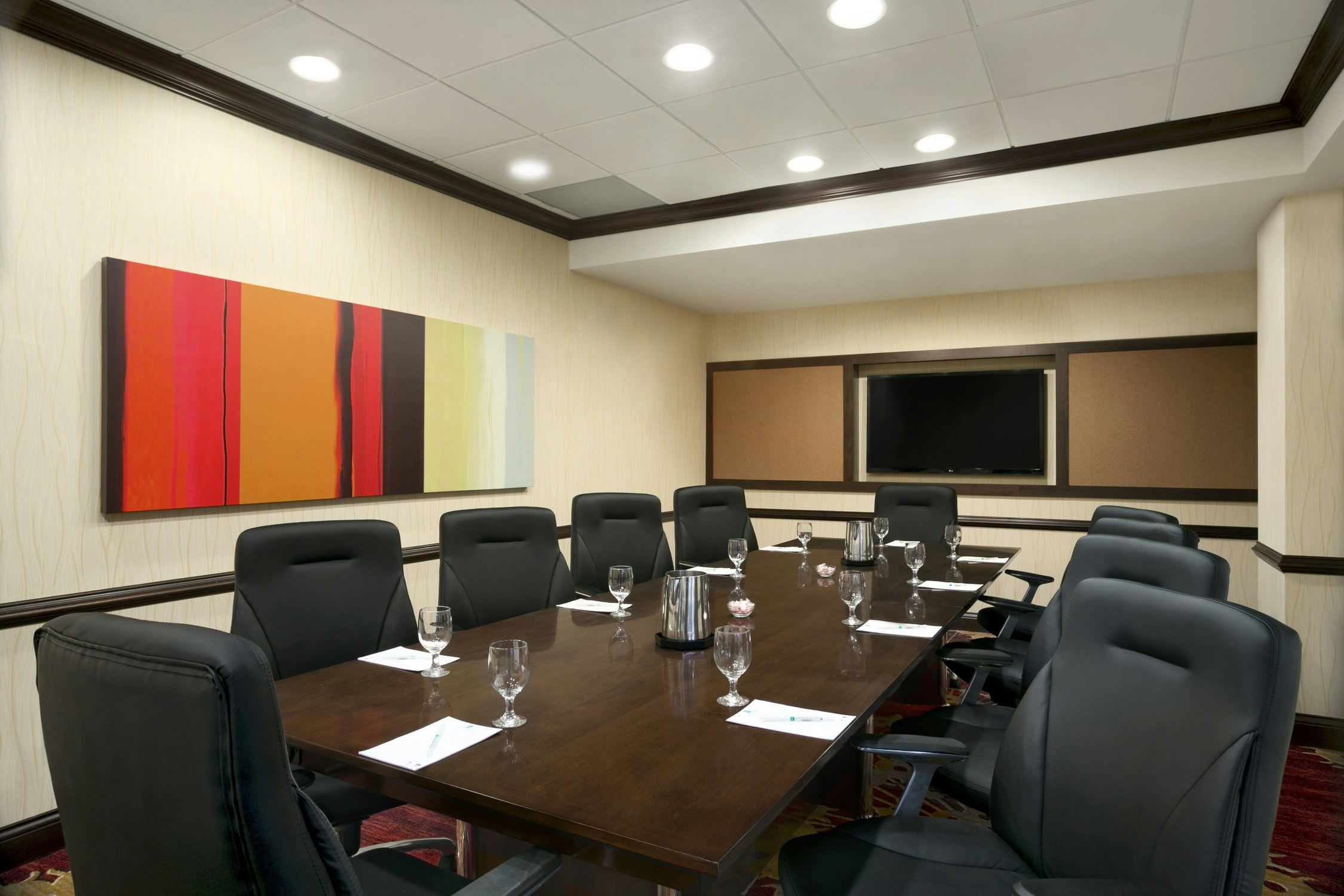 Embassy Suites by Hilton Cleveland Beachwood 46/55