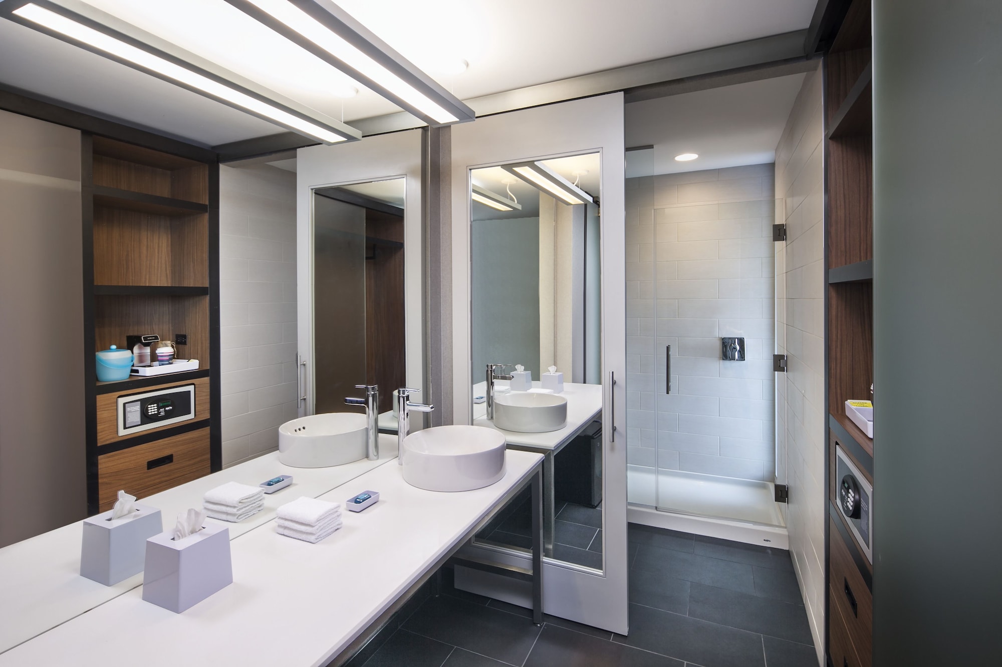 Aloft, Premium, 2 Queen Beds, Corner، Aloft Syracuse Inner Harbor 5/5