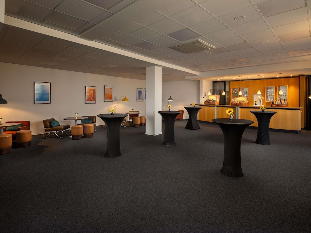 ibis Styles Darmstadt 48/76