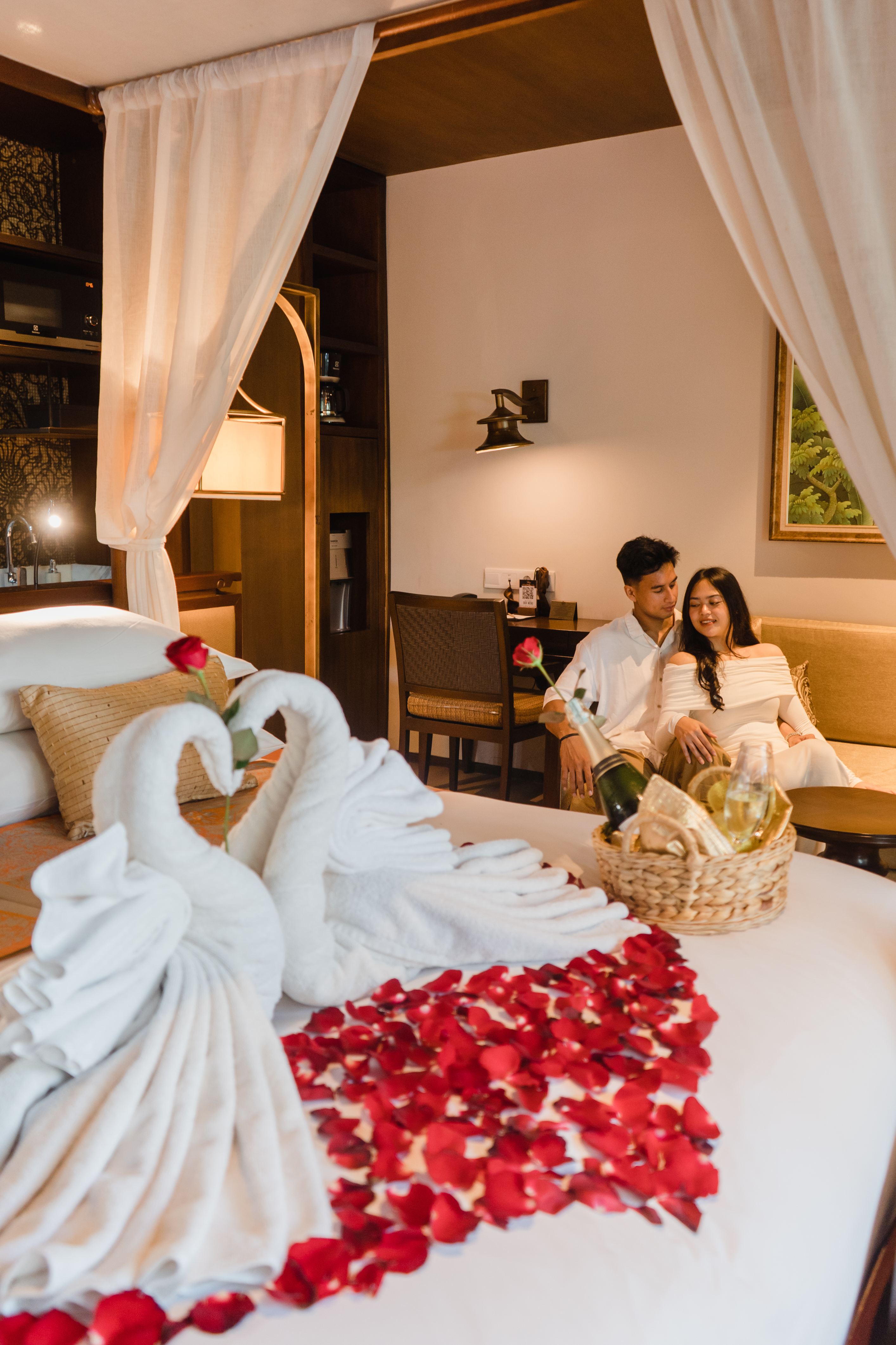 Honeymoon Suite