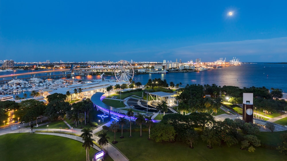 YVE HOTEL MIAMI 46/50