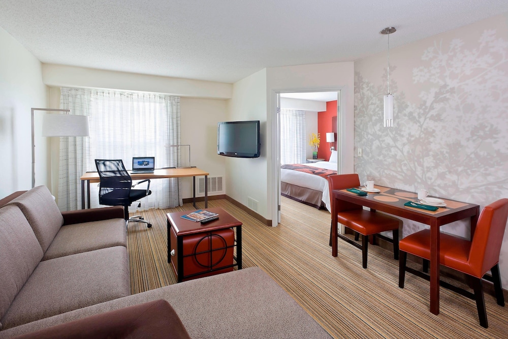 Residence Inn Houston The Woodlands / Lake Front Circle 29/50