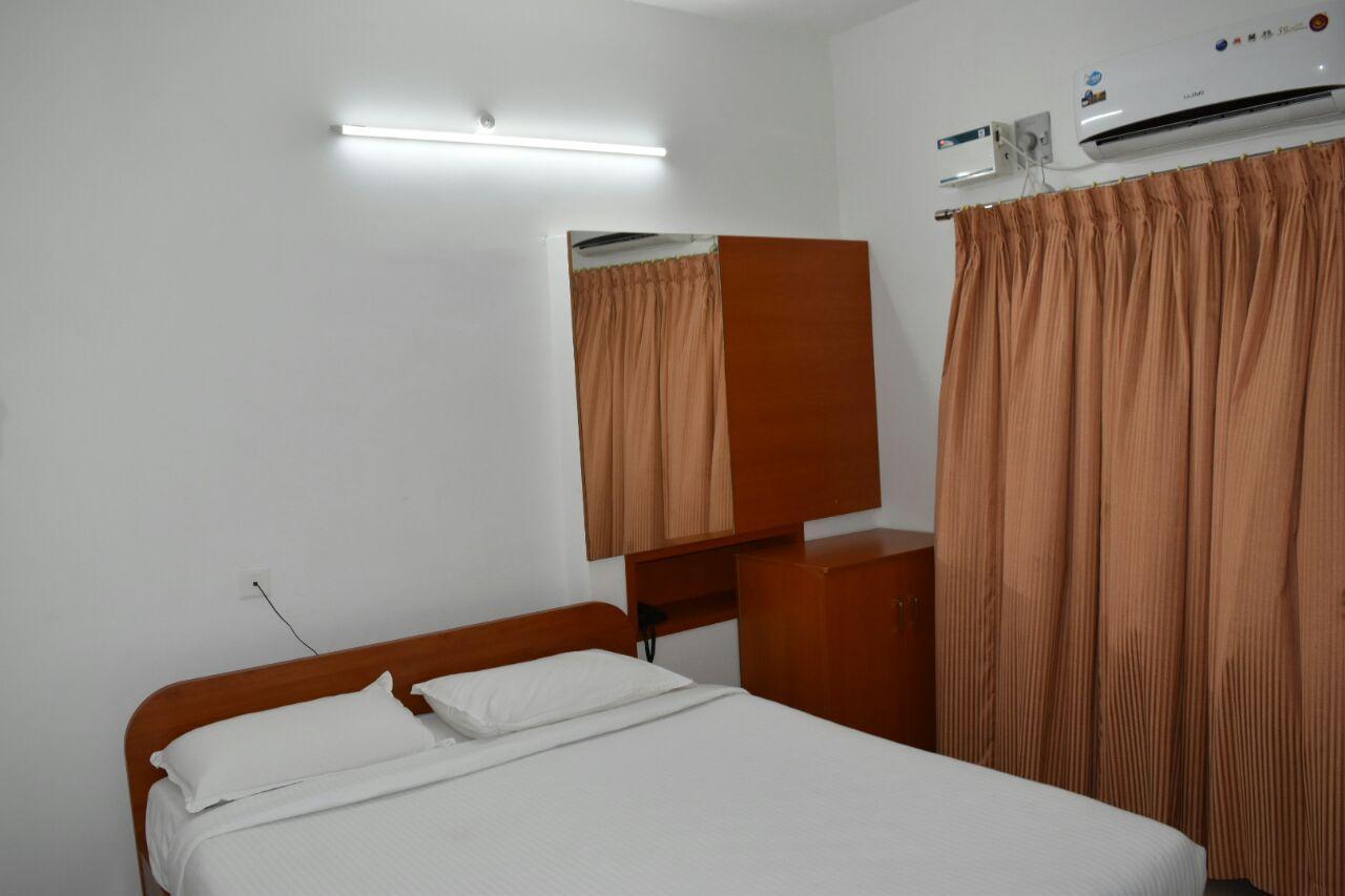 Room, Double Bed