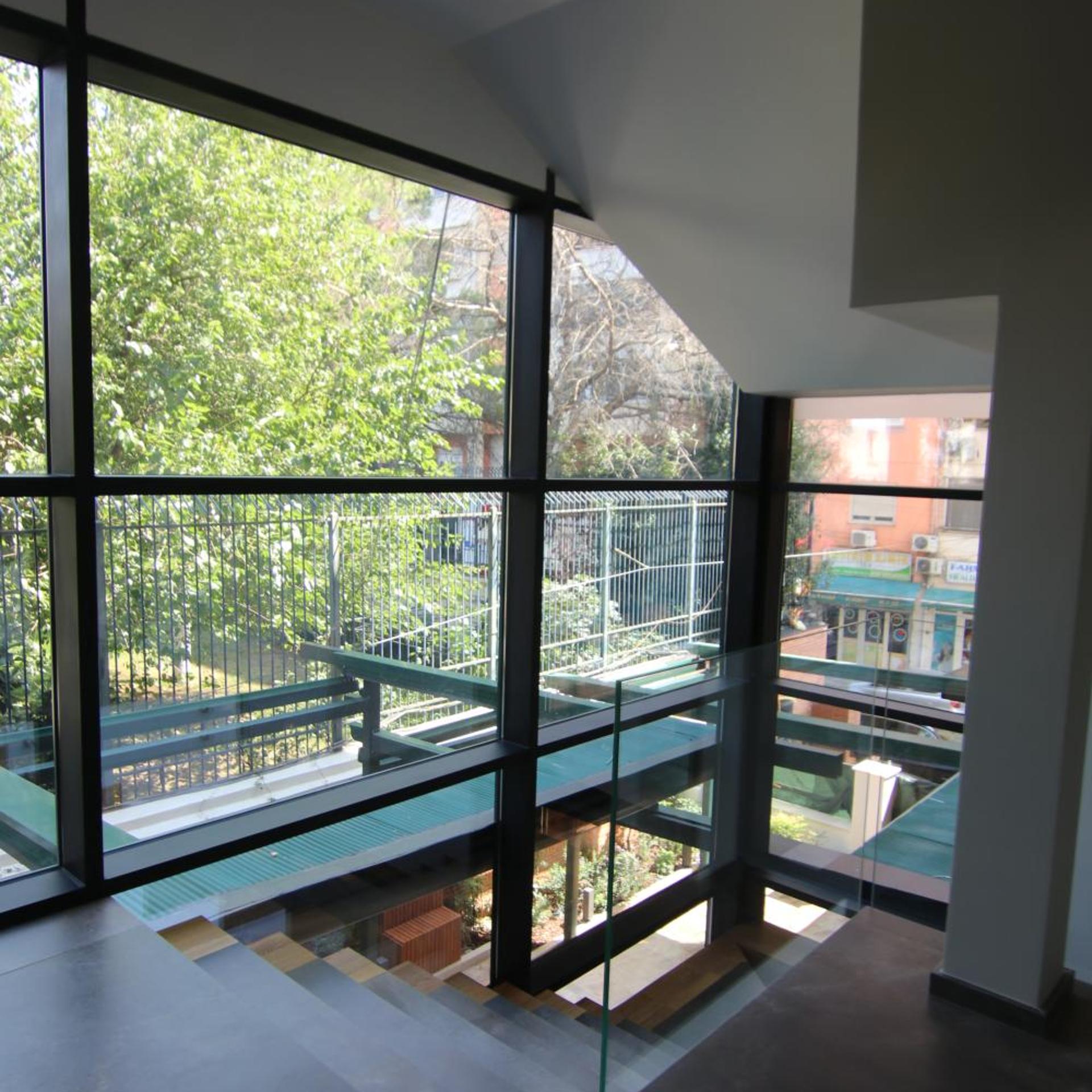 Adelar Hotel Tirana 46/60