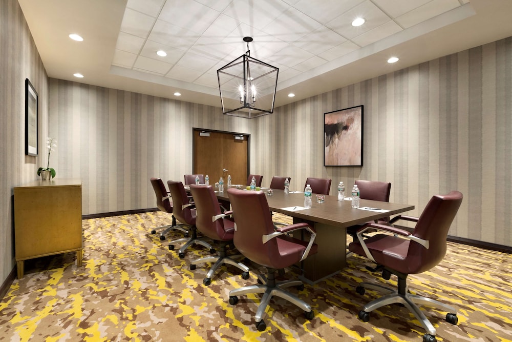 Hilton East Brunswick Hotel Executive Meeting Center 43/45