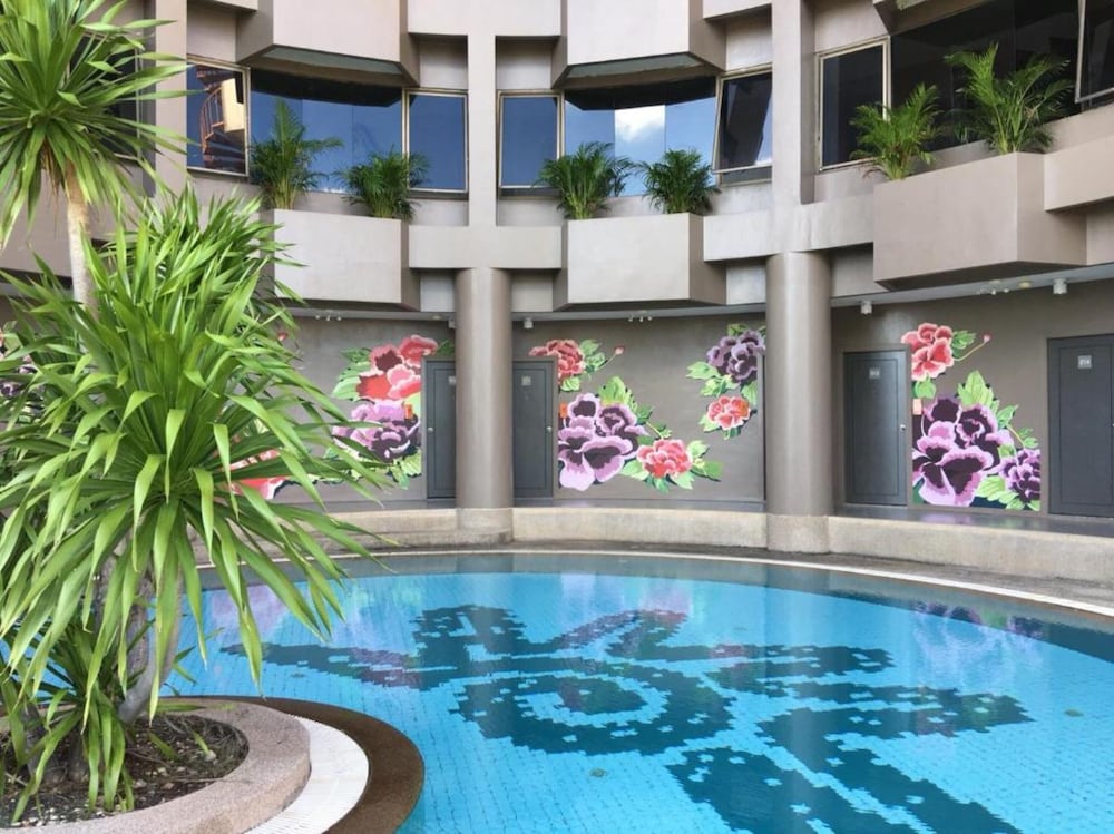 I Pavilion Hotel Phuket 29/33