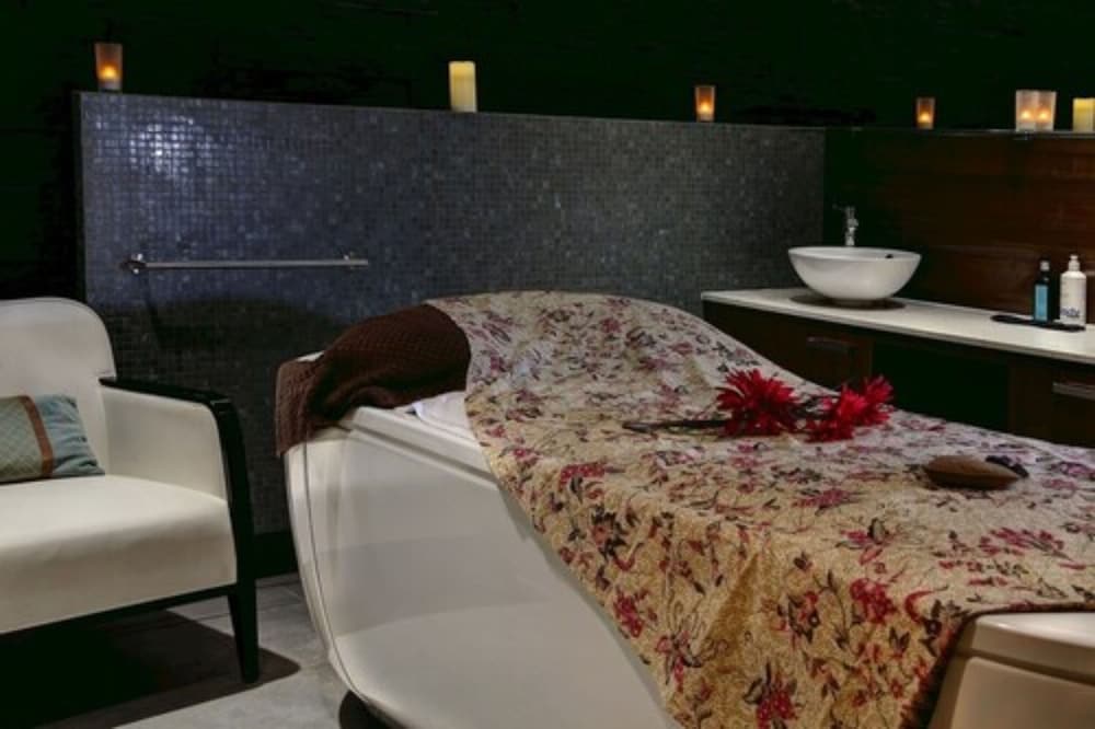 Quy Mill Hotel and Spa 34/42