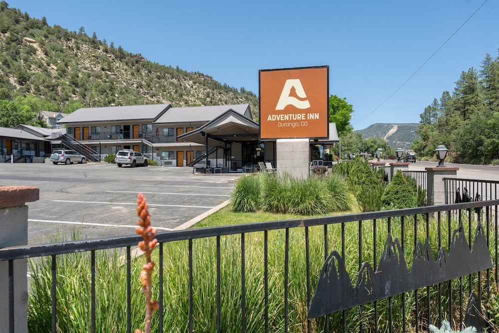 Adventure Inn Durango 42/52
