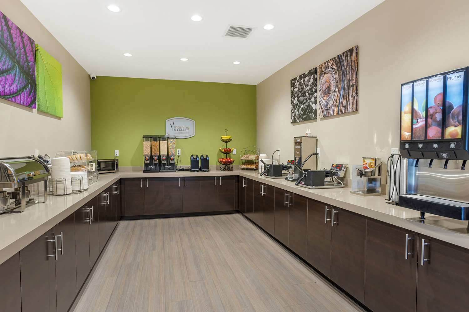 MainStay Suites North Central York 13/49