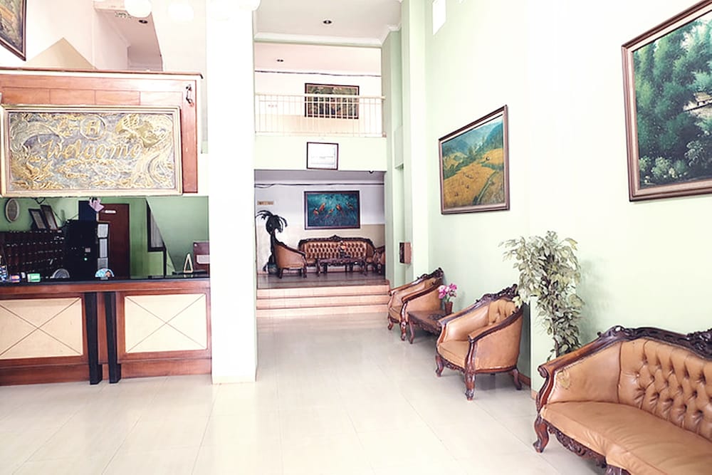 Super OYO Collection O 91409 Hotel Fiducia Otista 153 - 157 29/39