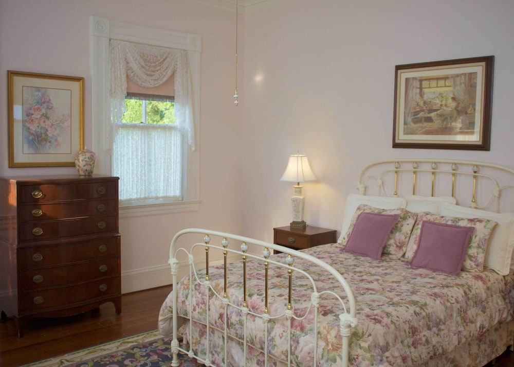 Lookaway Inn 14/64