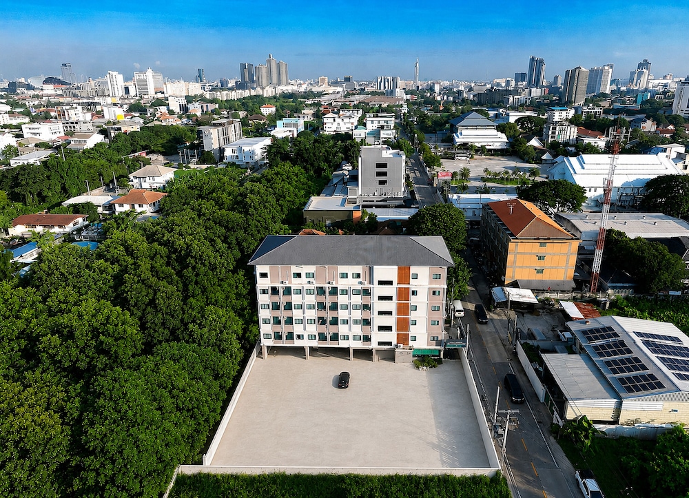 Siam Rama 9 Hotel 5/50